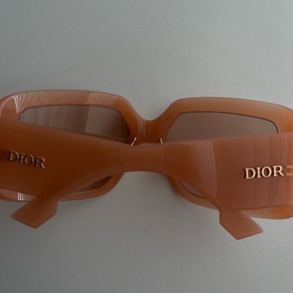 Authentic Christian Dior So Light 2 Sunglasses - Picture 1 of 5